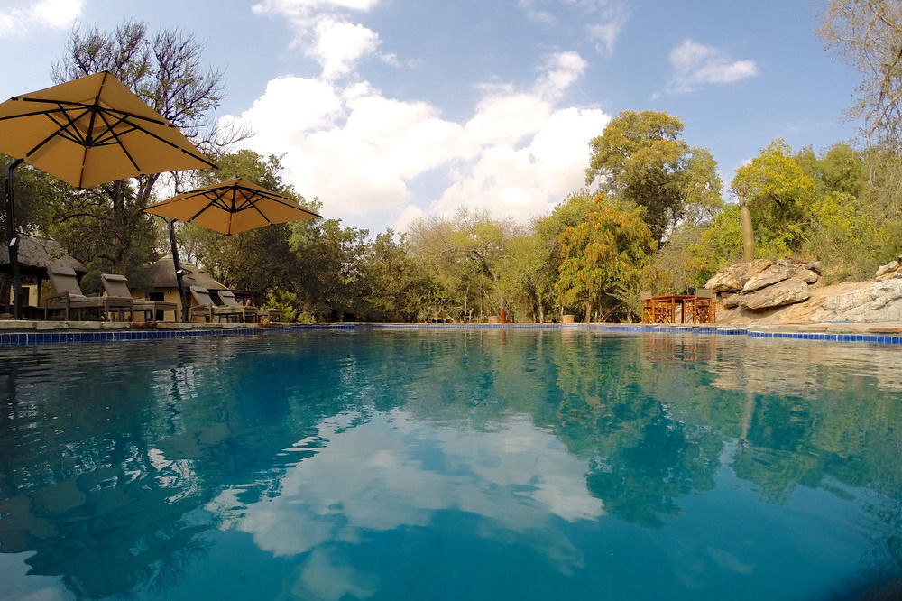 Tuli Safari Lodge Lentswelemoriti Exterior photo